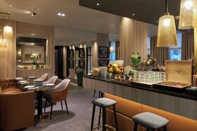 Hotel La Lanterne & Spa By Timhotel
