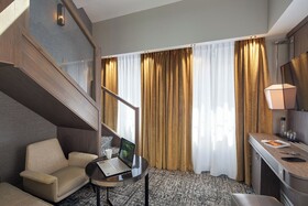 Hotel La Lanterne & Spa By Timhotel