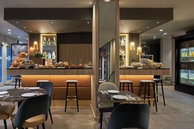 Hotel La Lanterne & Spa By Timhotel