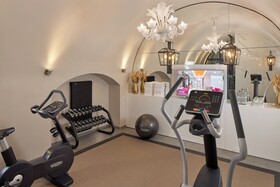 Hotel La Lanterne & Spa By Timhotel