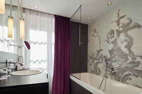 Hotel La Lanterne & Spa By Timhotel