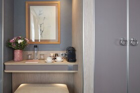 Hotel La Lanterne & Spa By Timhotel