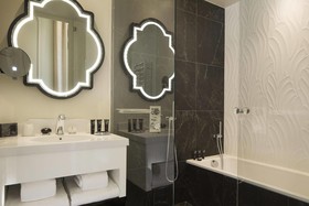 Le Narcisse Blanc Hotel & Spa