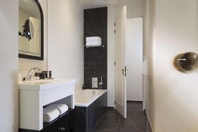 Le Narcisse Blanc Hotel & Spa
