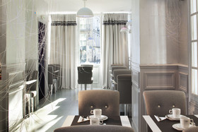 Petit-Beaumarchais HOTEL & SPA