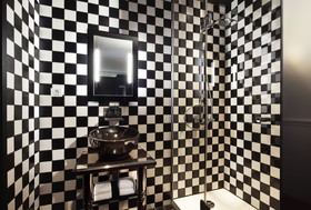 Petit-Beaumarchais HOTEL & SPA
