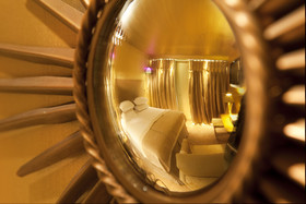 Petit-Beaumarchais HOTEL & SPA