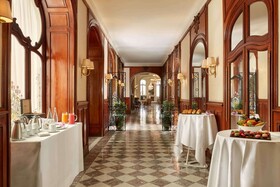 Hotel Regina