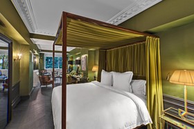 Hôtel de Berri Champs-Élysées, a Luxury Collection Hotel, Paris