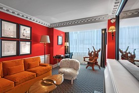 Hôtel de Berri Champs-Élysées, a Luxury Collection Hotel, Paris