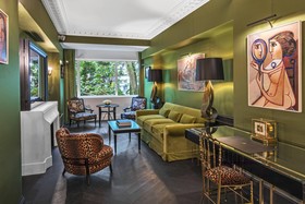Hôtel de Berri Champs-Élysées, a Luxury Collection Hotel, Paris