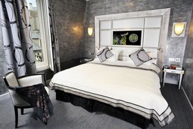Hotel des Champs-Elysees