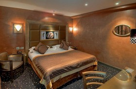Hotel des Champs-Elysees