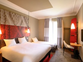 Hôtel ibis Paris Tour Montparnasse 15ème