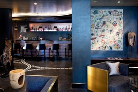 The One Alma Paris