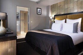 The One Alma Paris