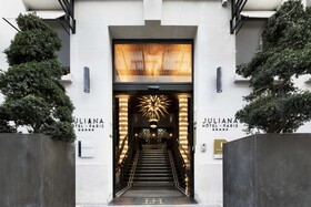 The One Alma Paris