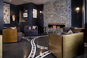 The One Alma Paris