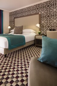Hôtel Philéas Lazare & SPA