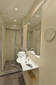 Hotel Renoir Saint German