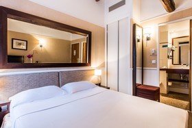 Hôtel Toujours