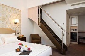 Hôtel Saint Pétersbourg Opéra