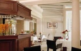 Hôtel Suites Unic Renoir St. Germain