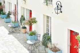 Hôtel Suites Unic Renoir St. Germain