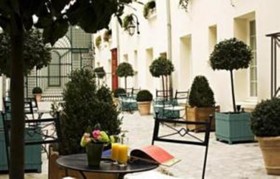 Hôtel Suites Unic Renoir St. Germain