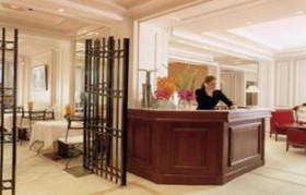 Hôtel Suites Unic Renoir St. Germain