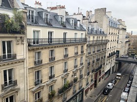 ibis Styles Paris Cadet Lafayette