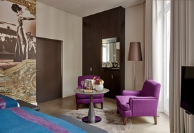 Indigo Paris - Opera