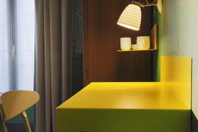 Josephine Hotel