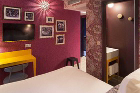 Josephine Hotel