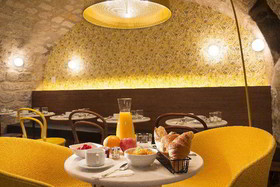 Josephine Hotel
