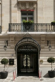 La Clef Champs-Élysées Paris