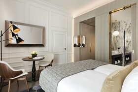 La Clef Champs-Élysées Paris