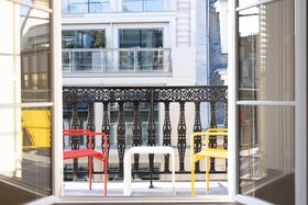 1.75 Paris La Source