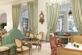 Le Bristol Paris