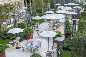 Le Bristol Paris