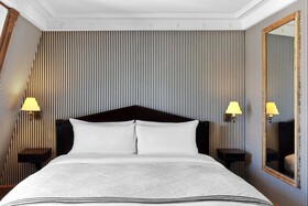 Le Dokhan's, Paris Arc de Triomphe, a Tribute Portfolio Hotel