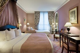 Le Dokhan's, Paris Arc de Triomphe, a Tribute Portfolio Hotel