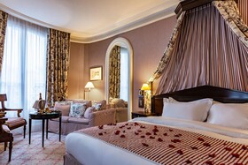 Le Dokhan's, Paris Arc de Triomphe, a Tribute Portfolio Hotel