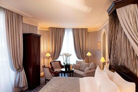 Le Dokhan's, Paris Arc de Triomphe, a Tribute Portfolio Hotel