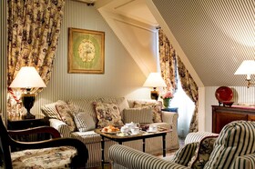 Le Dokhan's, Paris Arc de Triomphe, a Tribute Portfolio Hotel