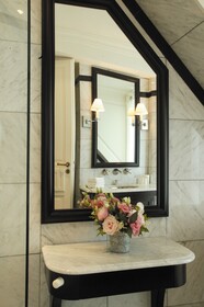 Le Dokhan's, Paris Arc de Triomphe, a Tribute Portfolio Hotel