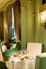 Le Dokhan's, Paris Arc de Triomphe, a Tribute Portfolio Hotel
