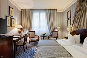Le Dokhan's, Paris Arc de Triomphe, a Tribute Portfolio Hotel
