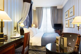 Le Dokhan's, Paris Arc de Triomphe, a Tribute Portfolio Hotel