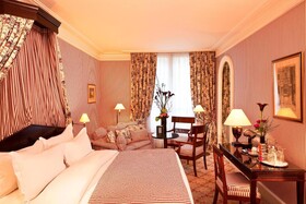 Le Dokhan's, Paris Arc de Triomphe, a Tribute Portfolio Hotel